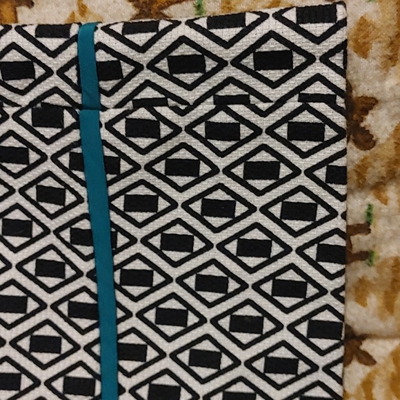 Ann Taylor Midi Skirt Sz 6 - Picture 2 of 5